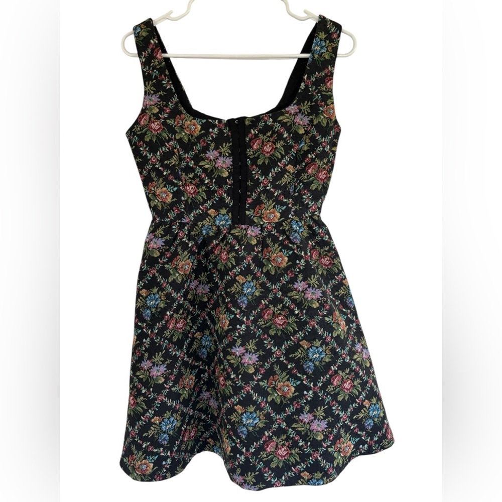 Aura Women's Black/Floral Print Mini Dress w/ Clasp Closure Detail Size‎ XS